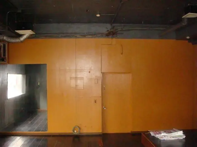 沖縄でリフォーム・那覇でリフォーム施工前の写真：松山の靴屋さん