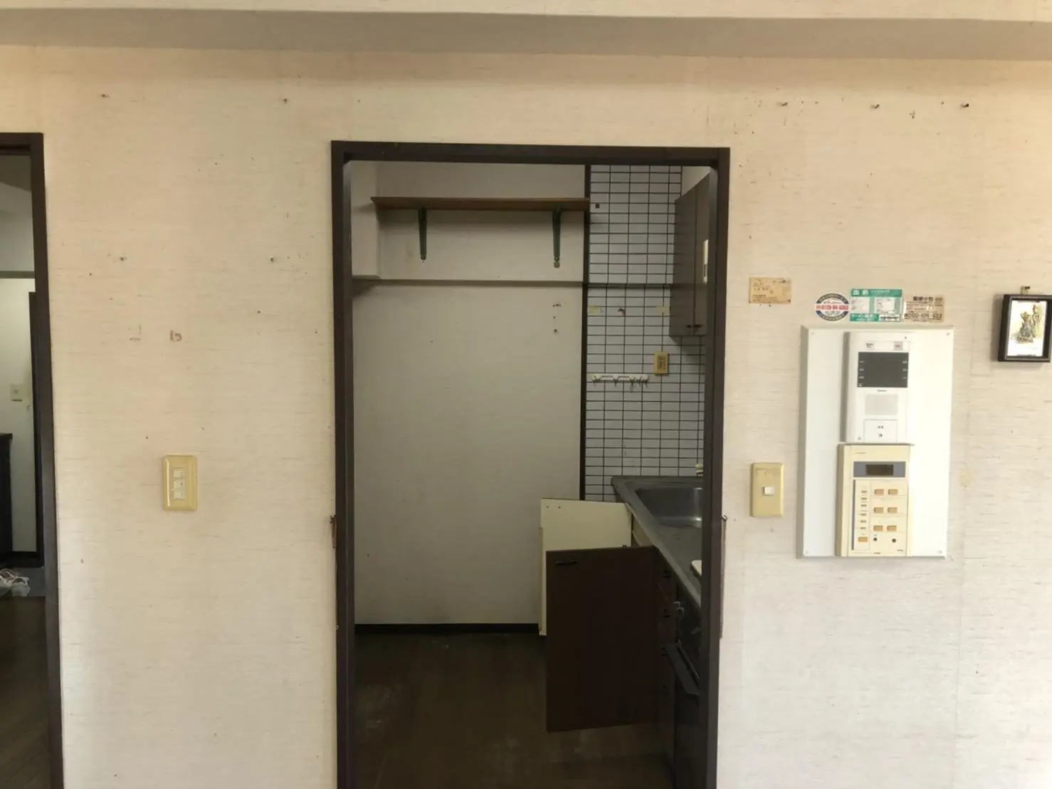 沖縄でリフォーム・那覇でリフォーム施工前の写真：マンションリフォ－ム